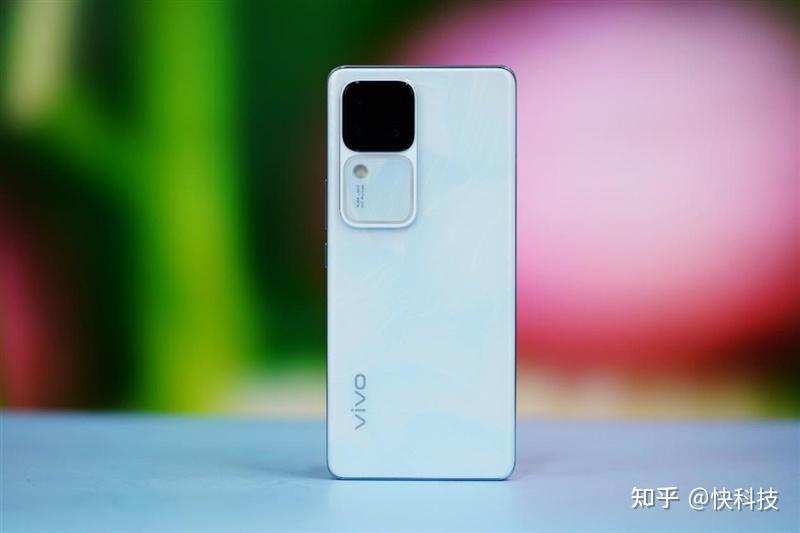 打手机游戏手麻怎么办_打手机游戏手出汗怎么解决_vivo5 g手机打游戏